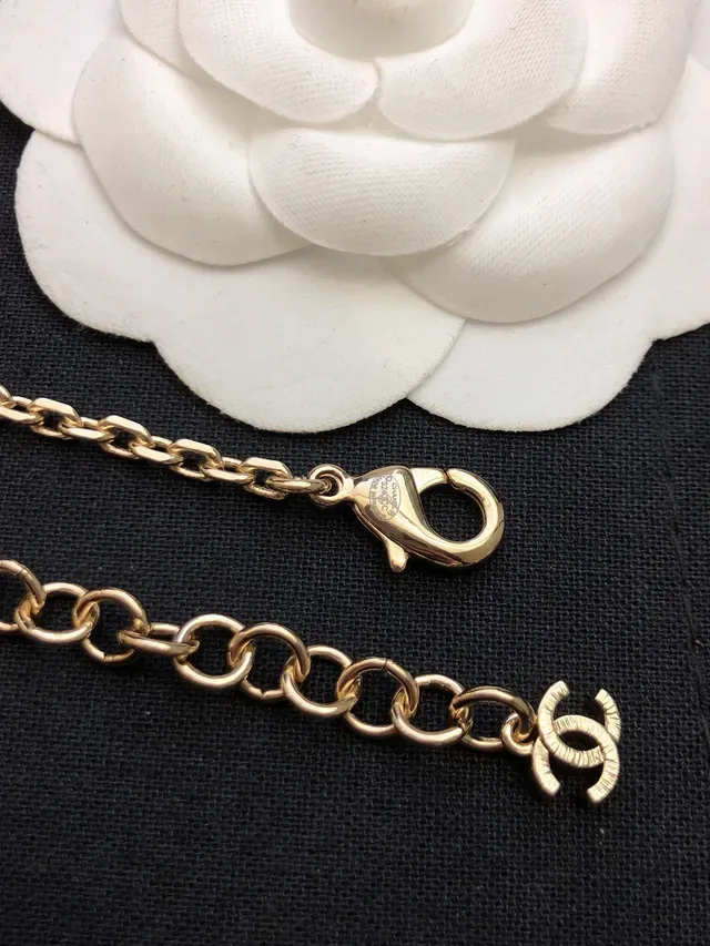 Collier Chanel Perles et Étoile Charm Or 3