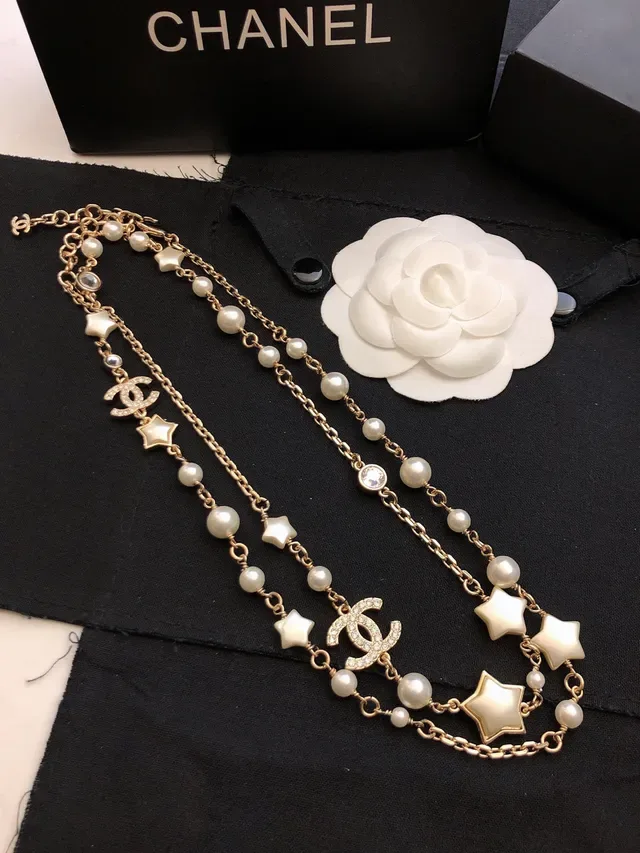 Collier Chanel Perles et Étoile Charm Or 5
