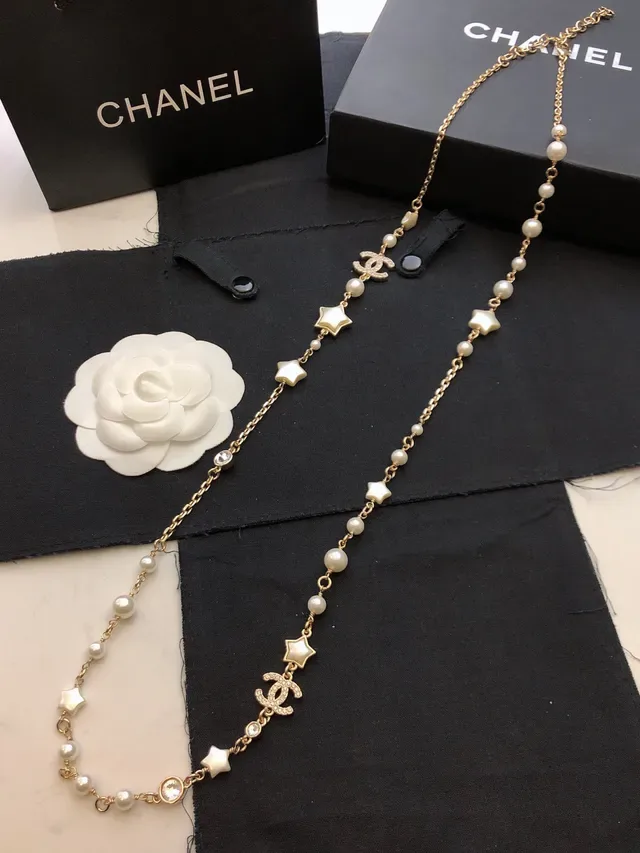 Collier Chanel Perles et Étoile Charm Or 6