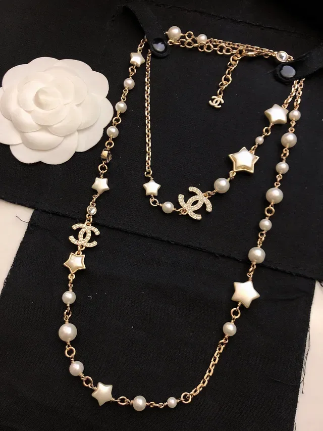 Collier Chanel Perles et Étoile Charm Or 7