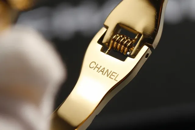 Chanel Pearl CC Bangle Gold Silver Interlocking Logo Clasp Bracelet 2