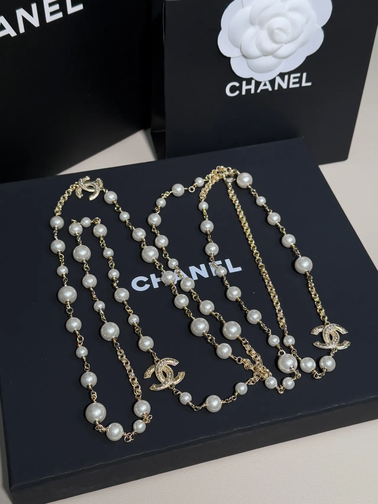 Chanel Pearl Necklace White Gold Logo Pendant Necklace 2