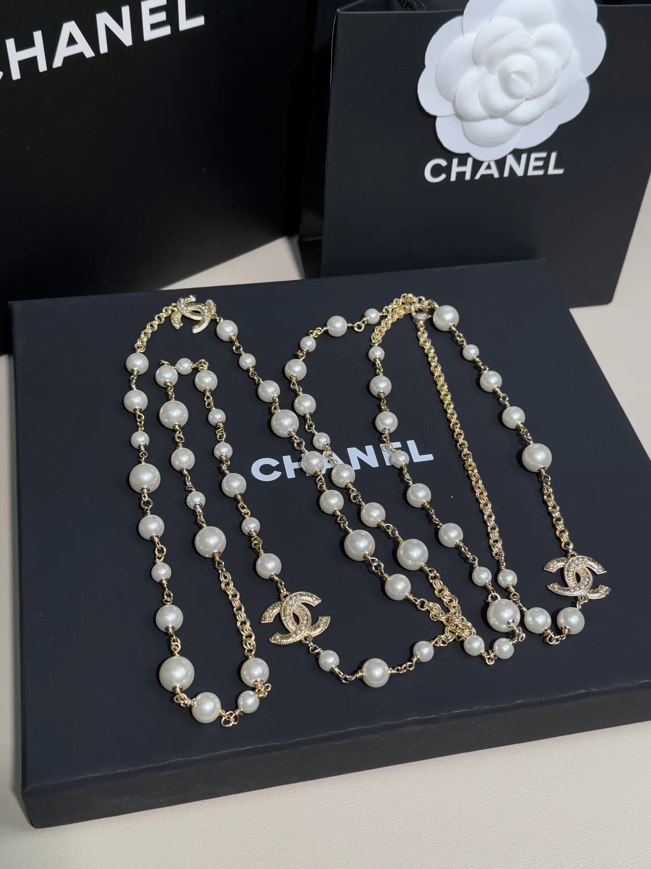 Chanel Pearl Necklace White Gold Logo Pendant Necklace 4