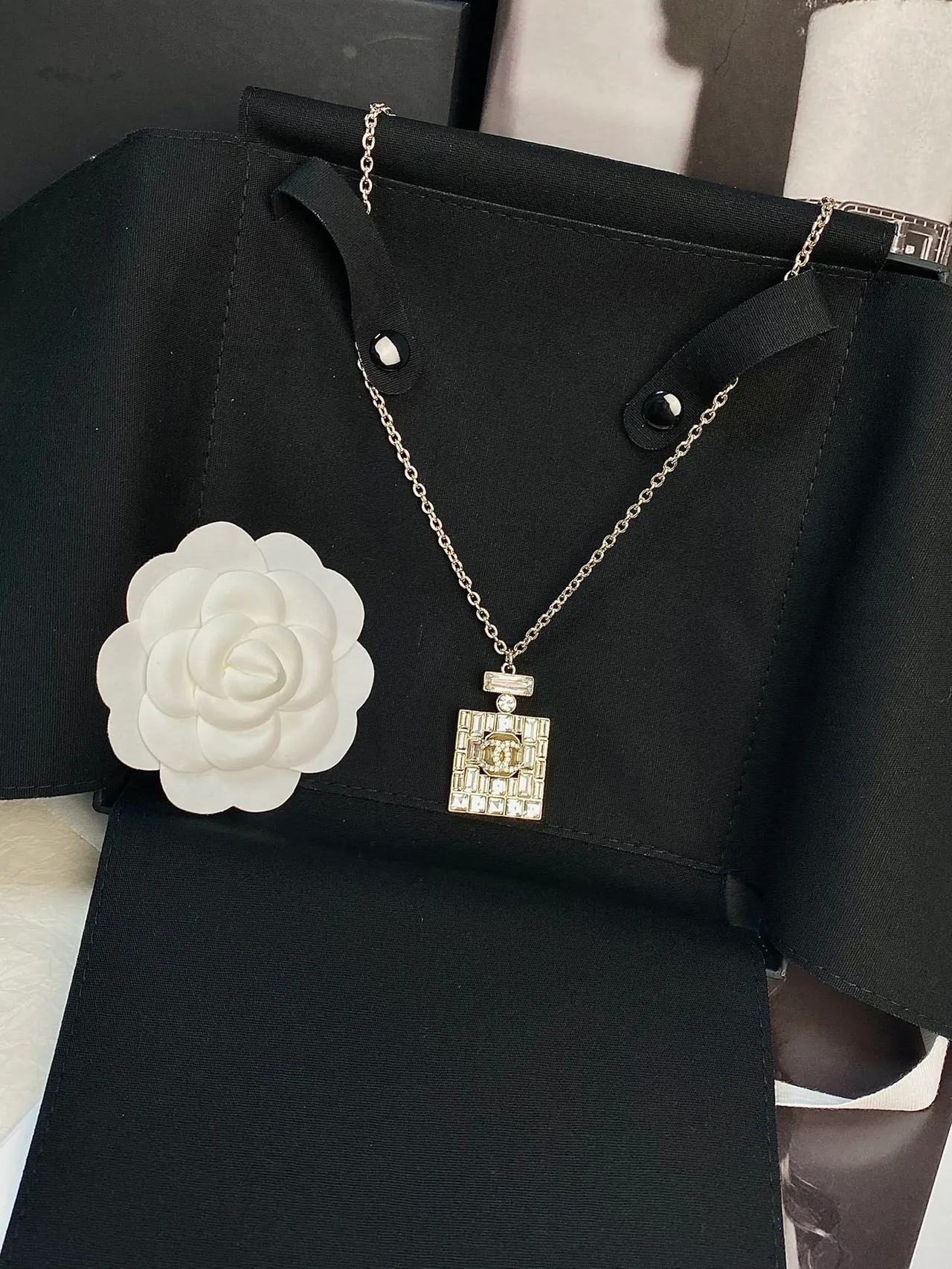 Chanel Perfume Bottle Pendant Gold Transparent Chain Crystal-Encrusted Square Necklace 3