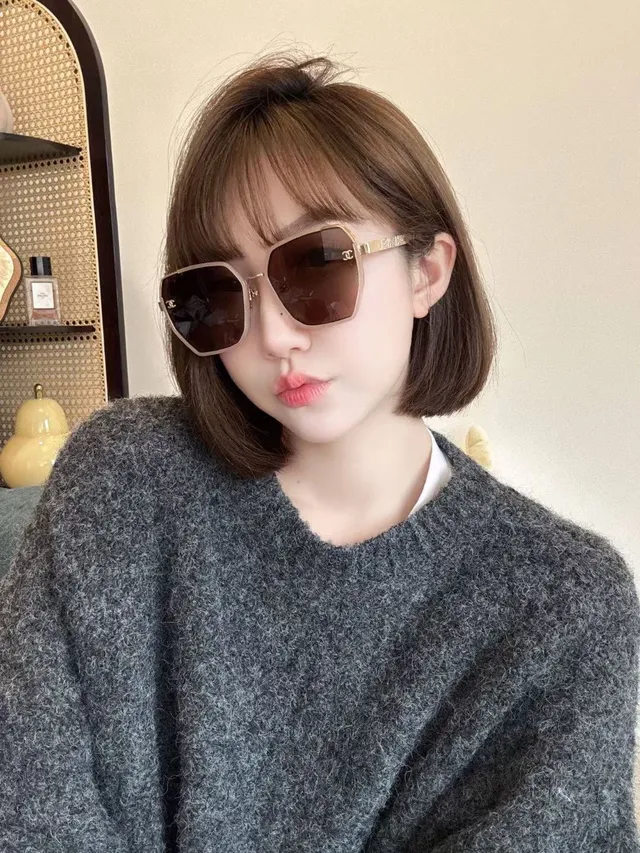 Chanel Pink Gold Oversized Geometric Frame Gradient Lenses Sunglasses 2