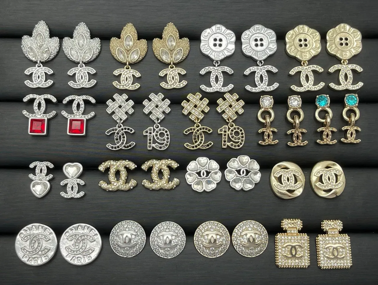 Chanel Silver Gold Metallic Logo-Emblazoned Brooch 4