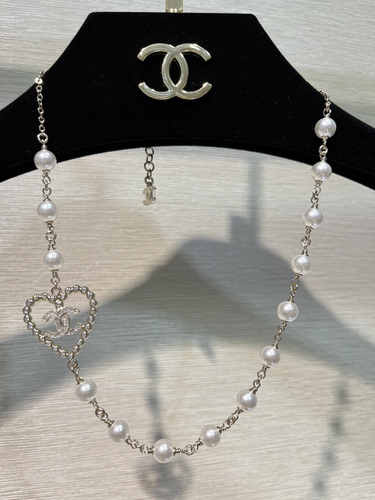 Chanel White Gold Pearl Strand Chain Necklace 8