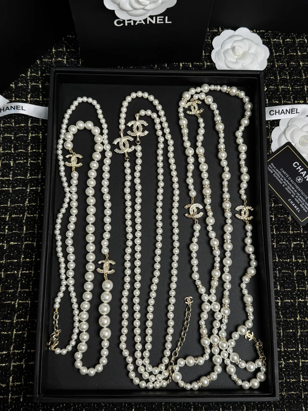 Chanel White Silver Pearl-Strand Chain-Link Necklace 4