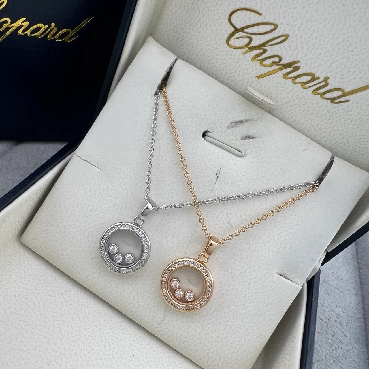 Chopard Happy Diamonds Gold Silver Rotating Disc Pendant Pavé Crystal Bezel Necklace 7