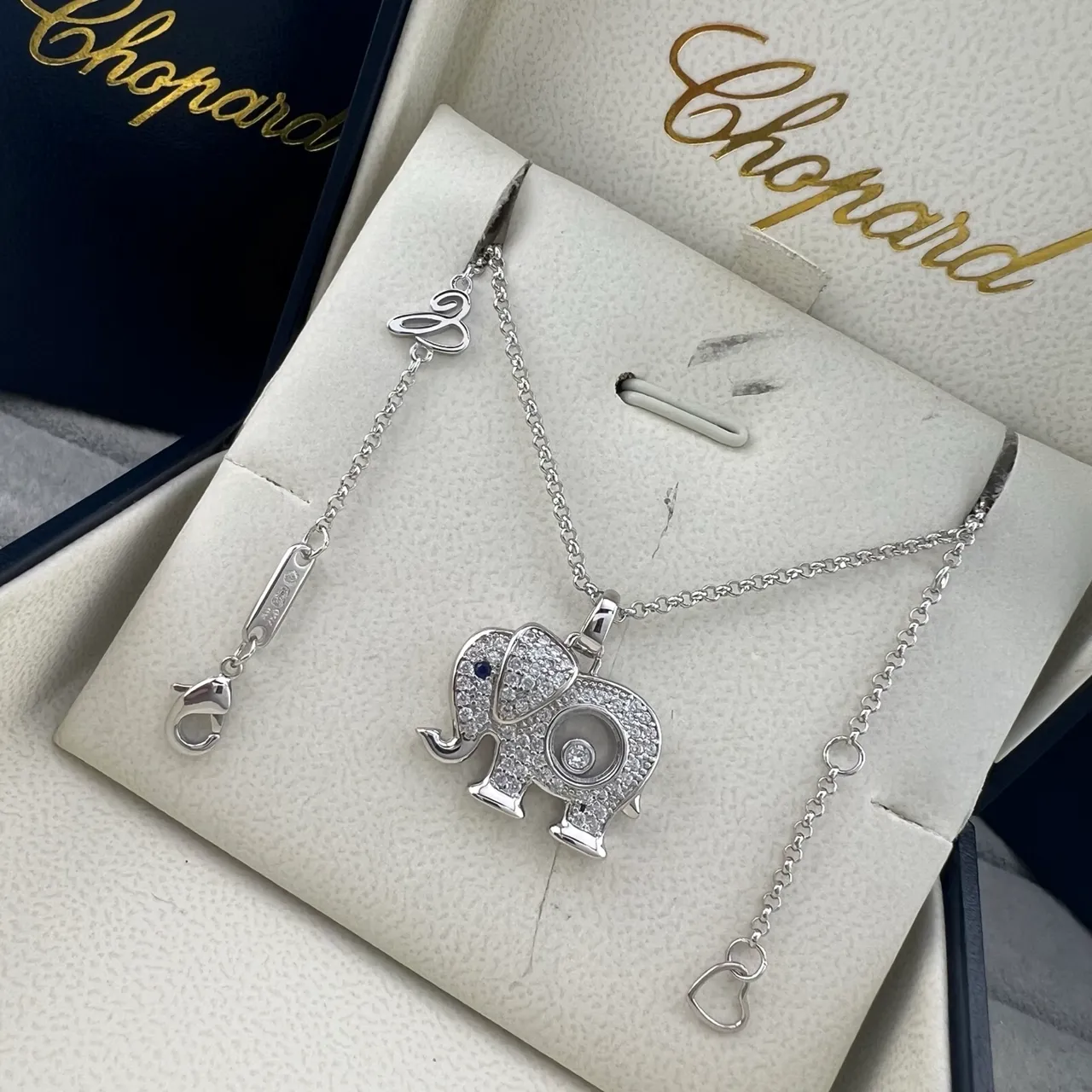Chopard Happy Elephant Pavé collier pendentif diamants 6