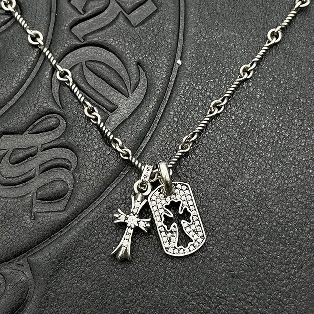Chrome Hearts Cruz e Placa de Cão Pavé Colar 8