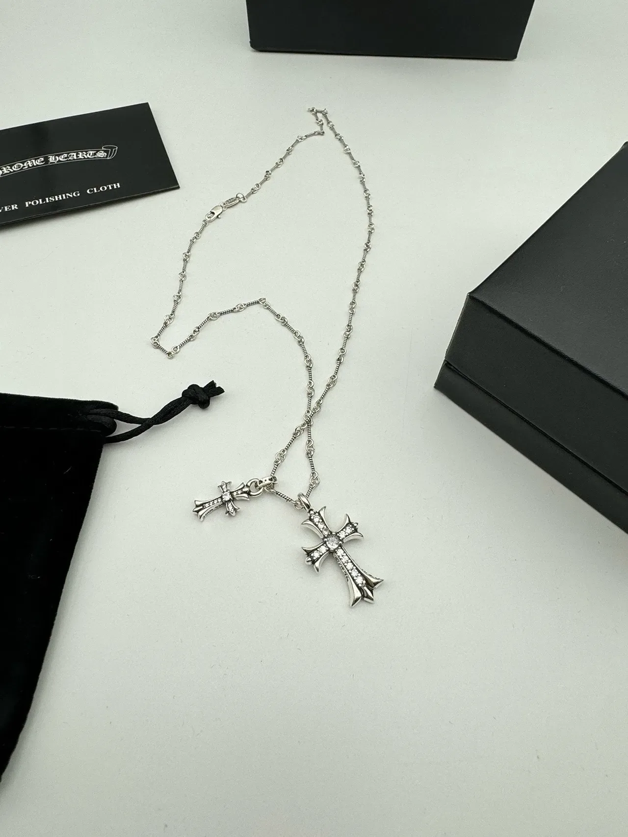 Chrome Hearts Cross Pendant Necklace Silver-Toned Pavé Double Cross Necklaces 3