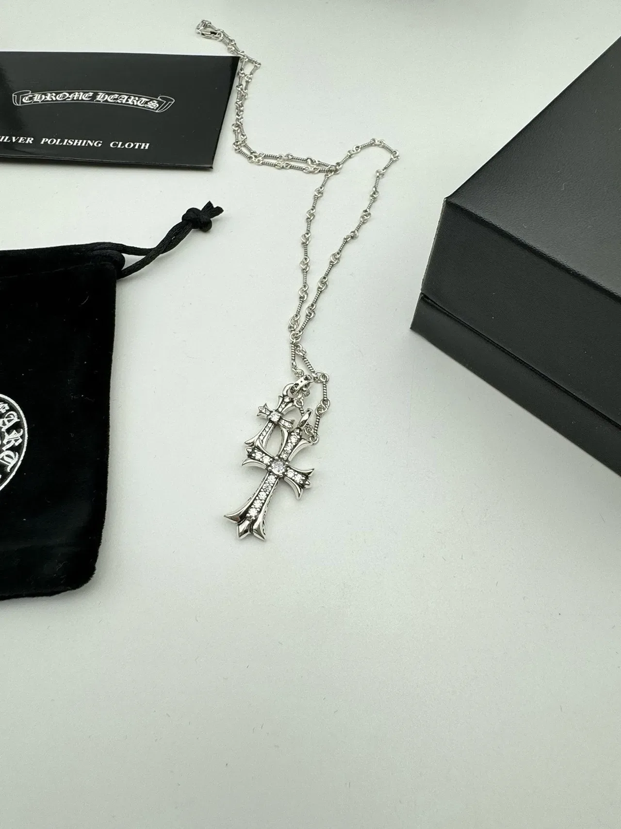Chrome Hearts Cross Pendant Necklace Silver-Toned Pavé Double Cross Necklaces 4
