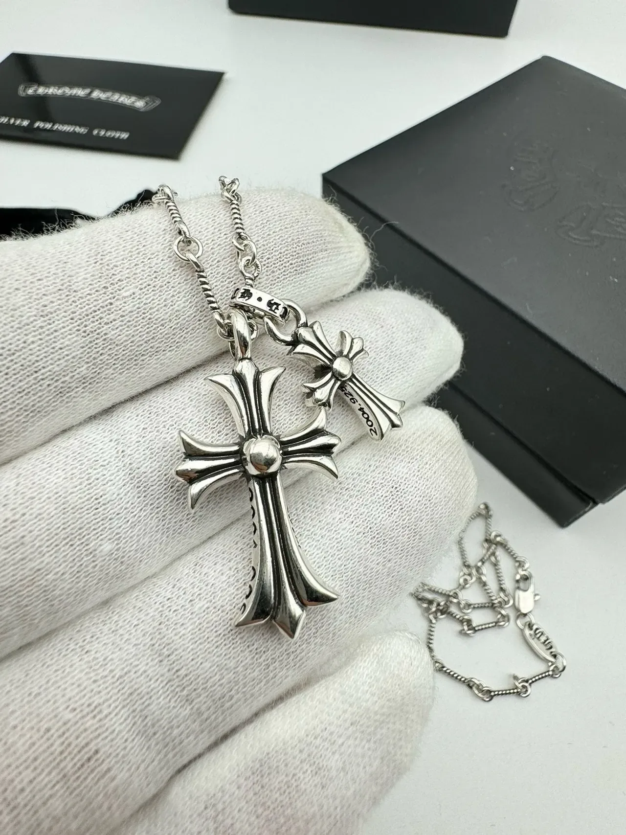 Chrome Hearts Cross Pendant Necklace Silver-Toned Pavé Double Cross Necklaces 6