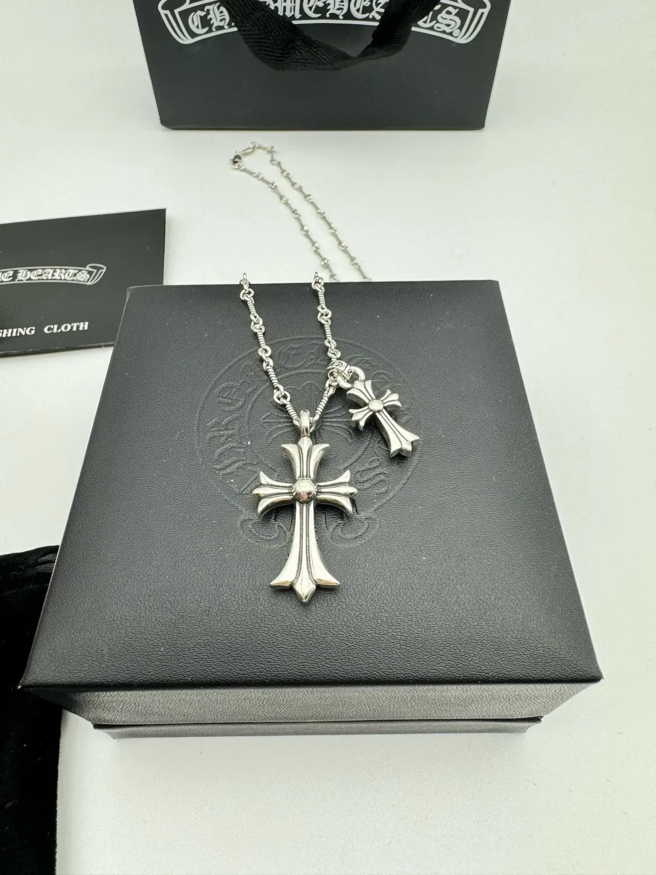 Chrome Hearts Cross Pendant Necklace Silver-Toned Pavé Double Cross Necklaces 12