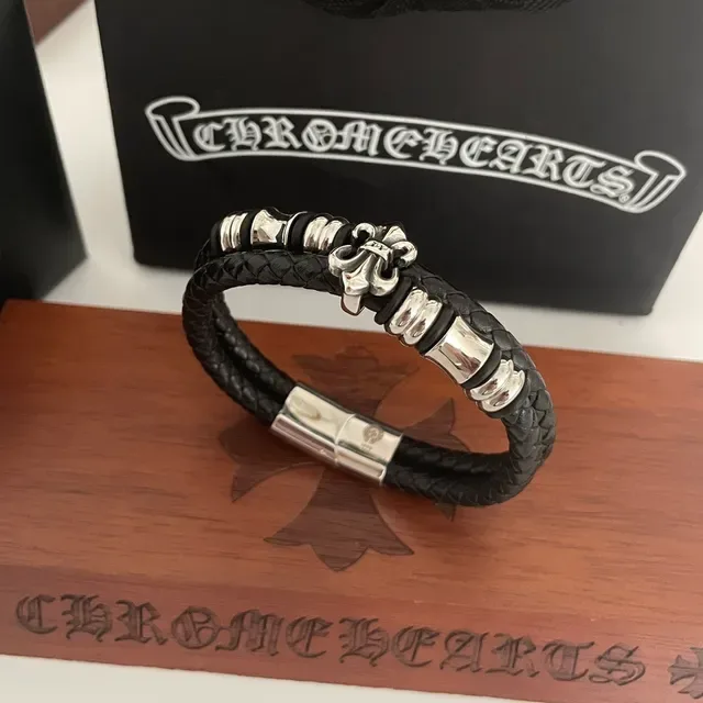 Chrome Hearts Bracelet en Cuir Double Enroulement avec Perles Barrel Bead Fleur de Lis 3
