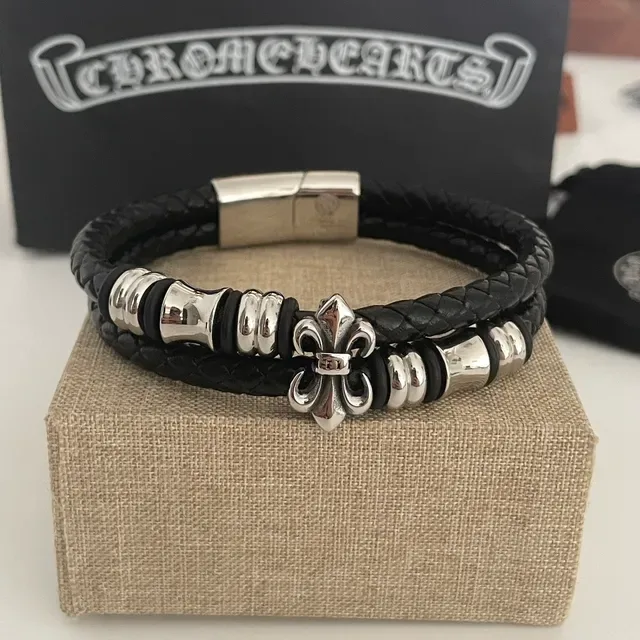 Chrome Hearts Bracelet en Cuir Double Enroulement avec Perles Barrel Bead Fleur de Lis 6