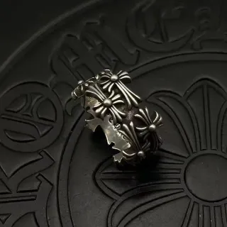 Chrome Hearts फूल क्रॉस অক্সিডাইজড সিলভার আংটি
