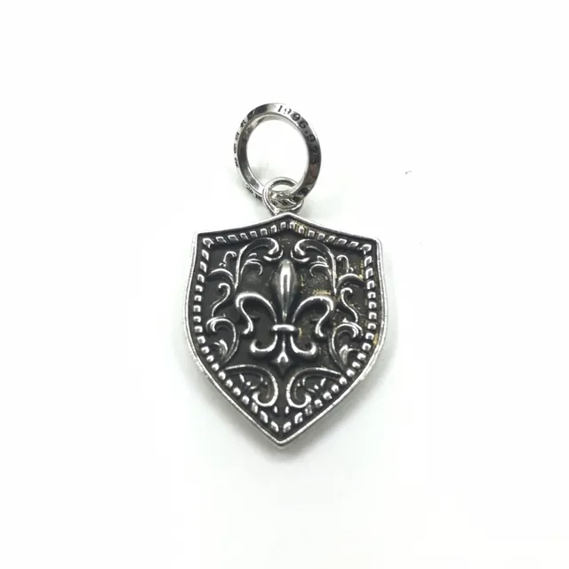 Chrome Hearts Silver Black Shield-Shaped Fleur-De-Lis Motif Necklace 2