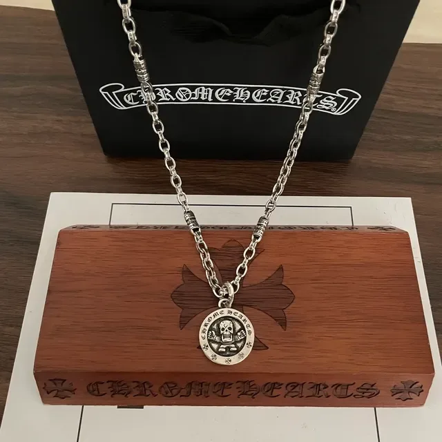 Chrome Hearts Skull Pendant Heavy-Link Silver Necklace 6