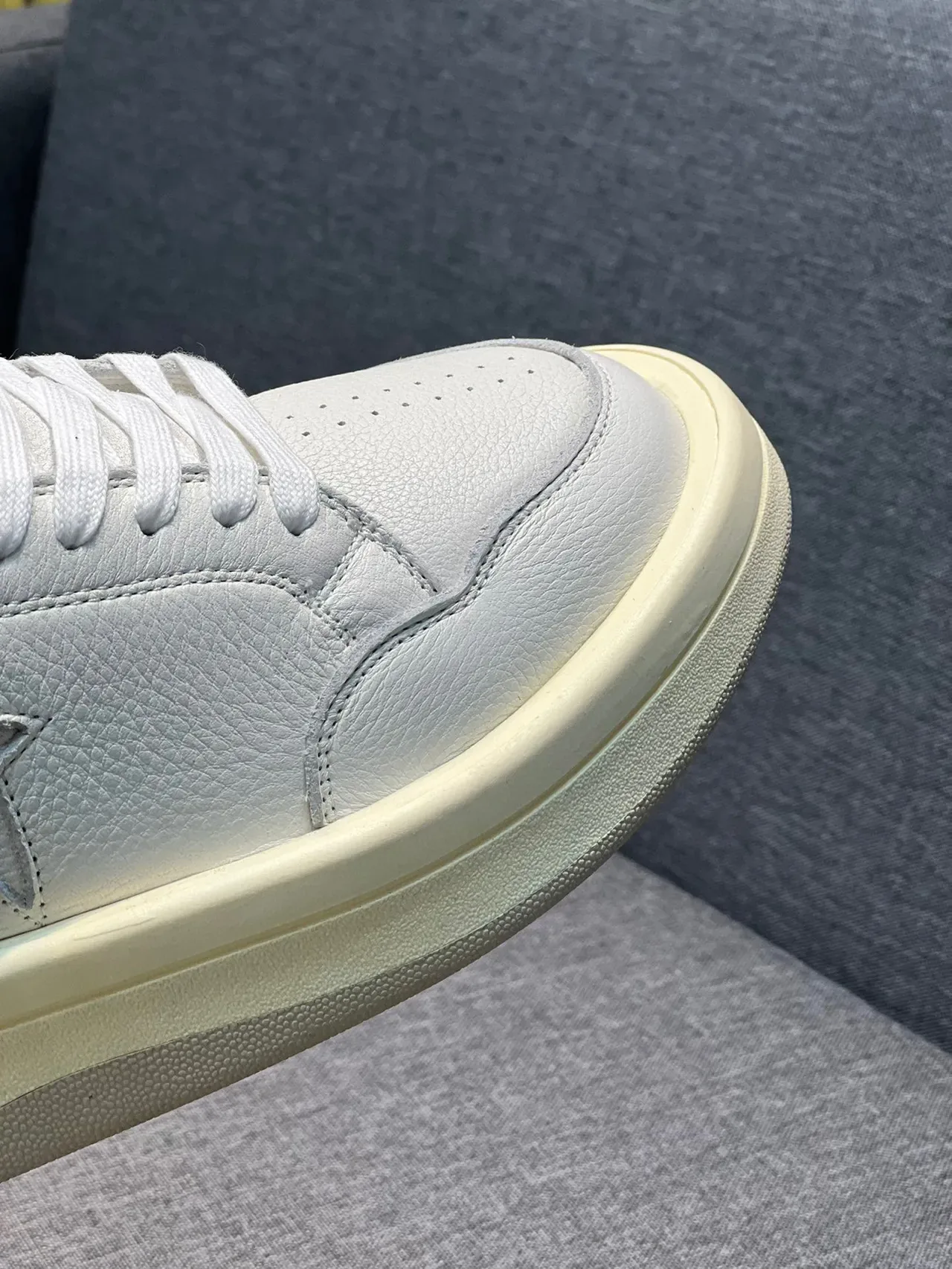 Converse White Beige High-Top Leather Upper Lifestyle Sneakers 3
