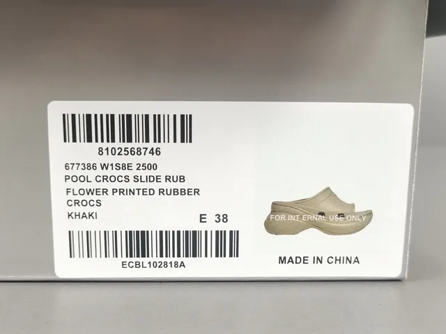 Crocs Echo Clog Beige Platform Clog 8