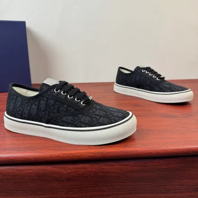 Dior B22 Black White Monogrammed Jacquard Upper Flat Vulcanized-Style Sole Lifestyle Sneakers 2