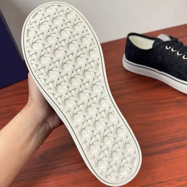 Dior B22 Black White Monogrammed Jacquard Upper Flat Vulcanized-Style Sole Lifestyle Sneakers 9