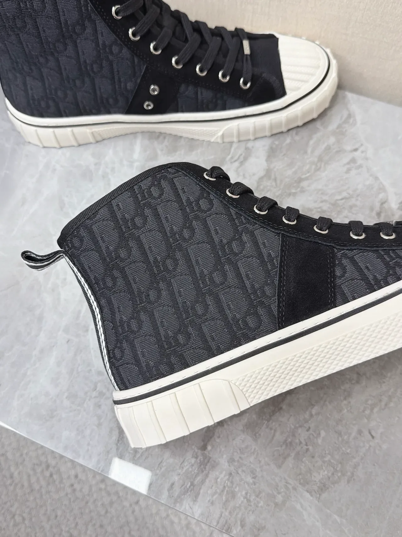 Dior B23 Black Monogrammed Canvas High-Top Lifestyle Sneakers 4