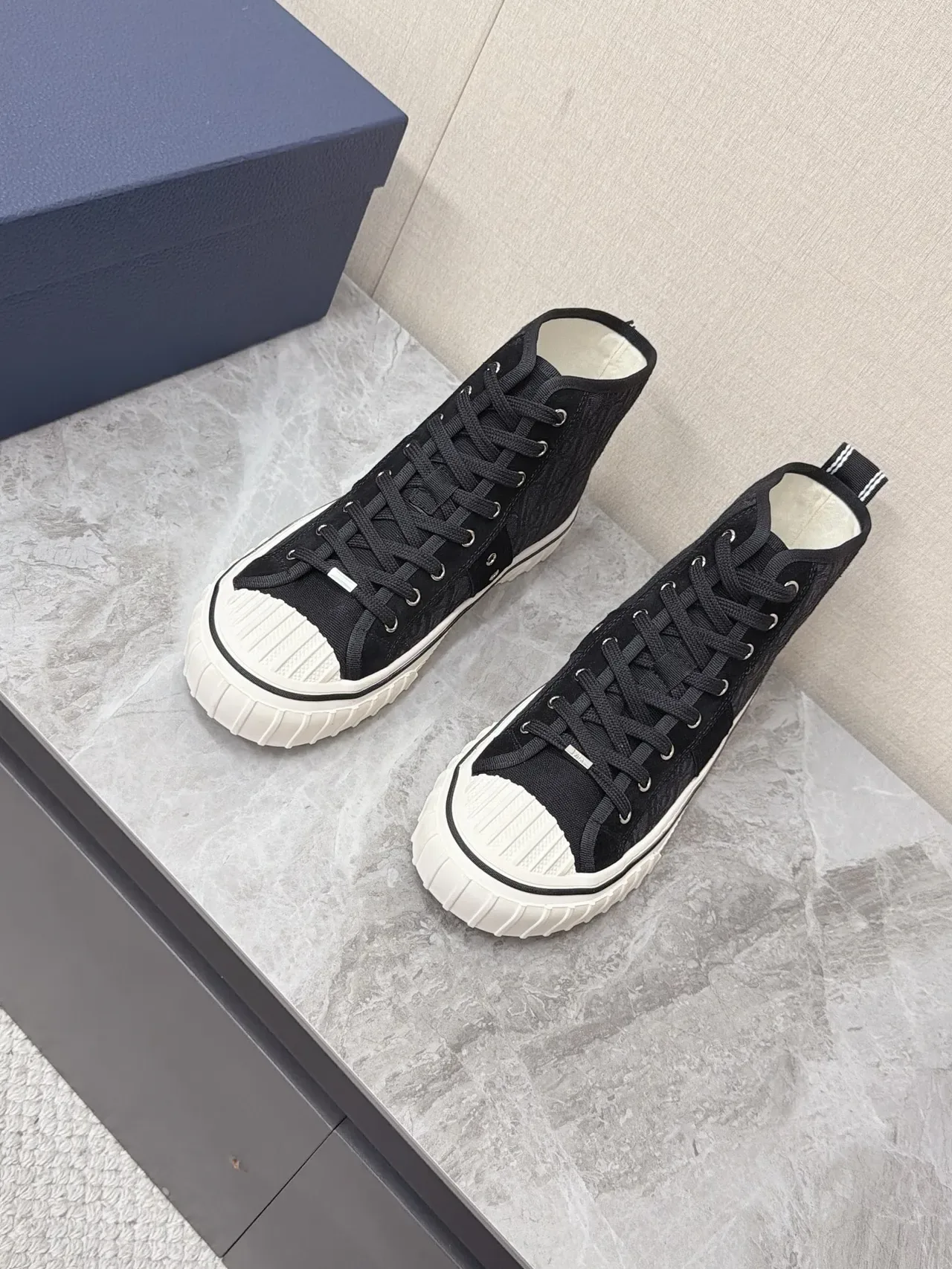 Dior B23 Black Monogrammed Canvas High-Top Lifestyle Sneakers 5