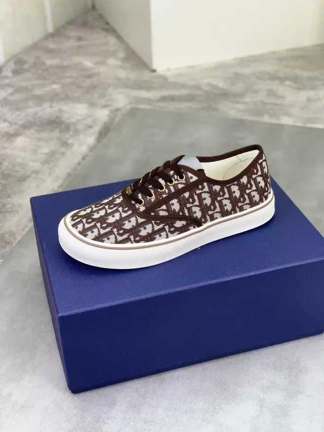 Dior B23 Brown Beige Oblique Monogram Jacquard Canvas Low-Top Lace-Up Silhouette Lifestyle Sneakers 5