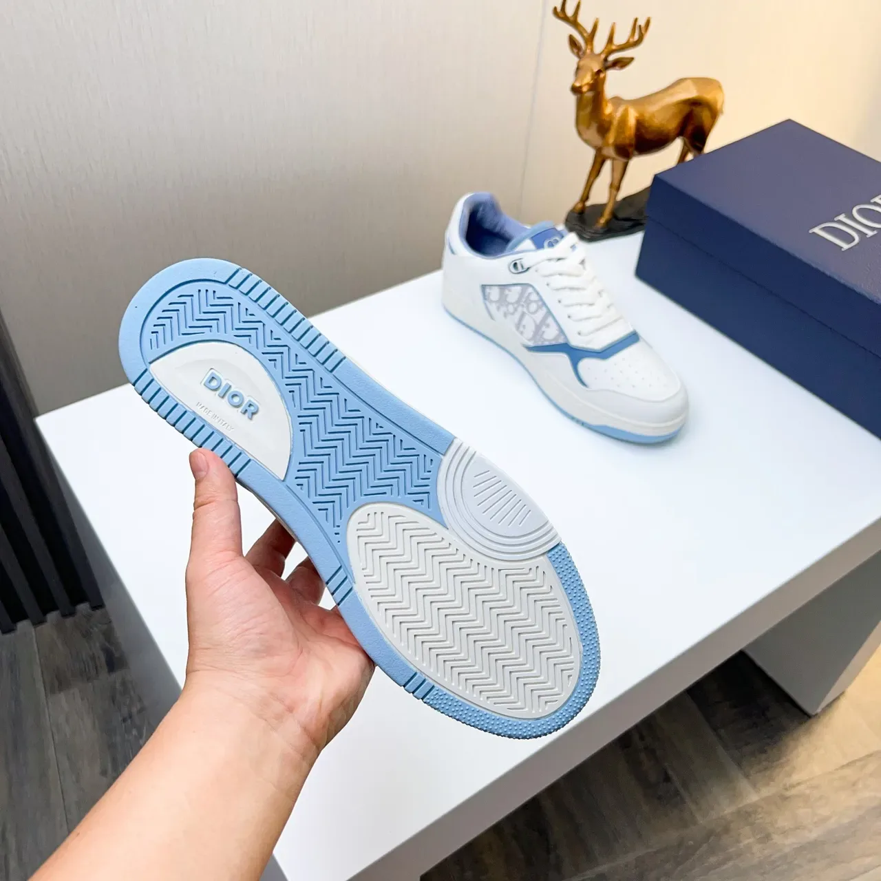 Dior B23 Tênis Lifestyle Branco e Azul Claro Monogram 3