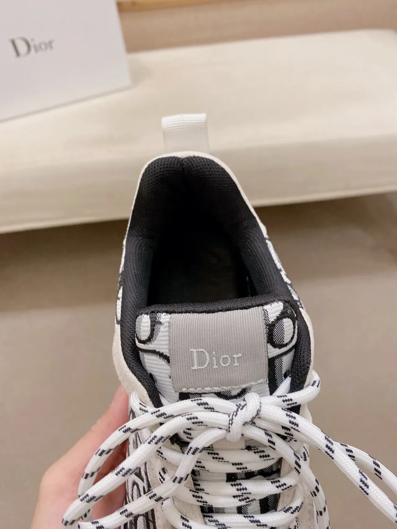Dior Bege Preto Monograma Jacquard Upper Escultido Branco Médiasola Lifestyle Sneakers 3