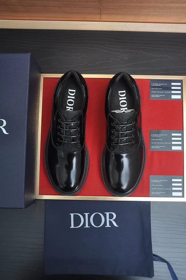 Dior Chaussures Oxford en Cuir Patent Noir Brillant avec Semelle Chunky Lug 5