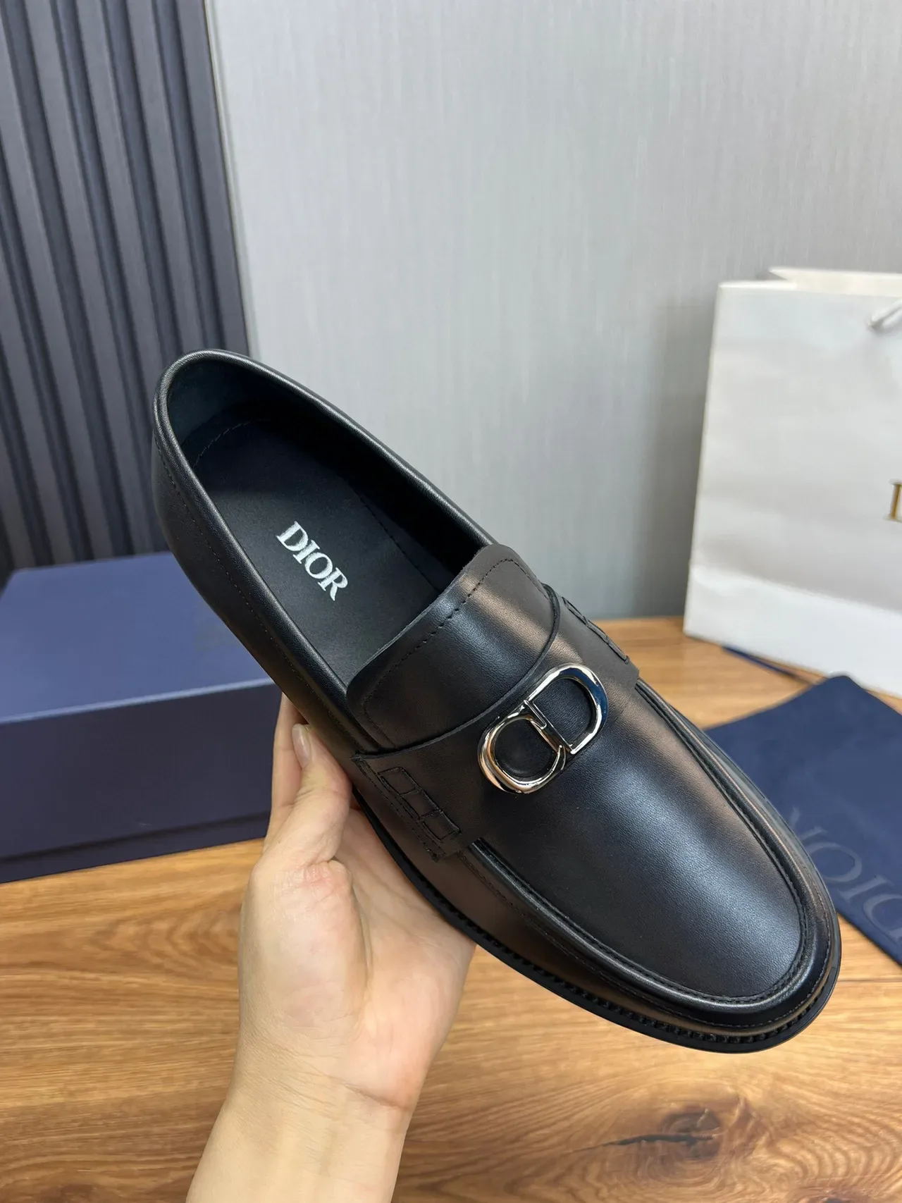 Dior Black Silver Leather D-Shaped Metal Buckle Loafer 6