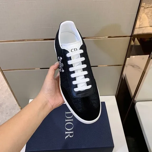 Dior Black White Monogram Jacquard Upper Embroidered Skull-and-Crossbones Motif Lifestyle Sneakers 3