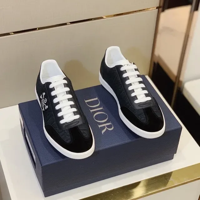 Dior Black White Monogram Jacquard Upper Embroidered Skull-and-Crossbones Motif Lifestyle Sneakers 4