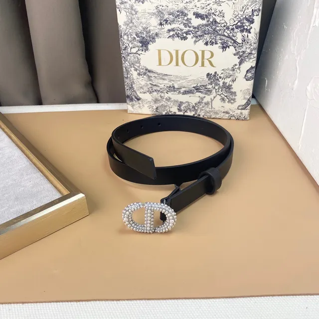 Dior CD Belt কালো রূপালি ক্রিস্টাল-এম্বেলিশড মুক্তা বাকেল চামড়ার বেল্ট 2