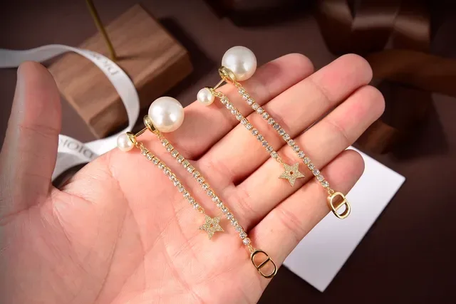 Dior Double Pearl Crystal Chain Star Charm Earrings 4