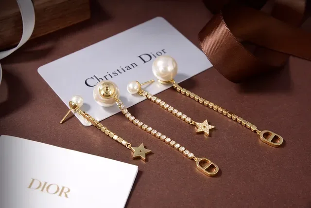 Dior Double Pearl Crystal Chain Star Charm Earrings 7