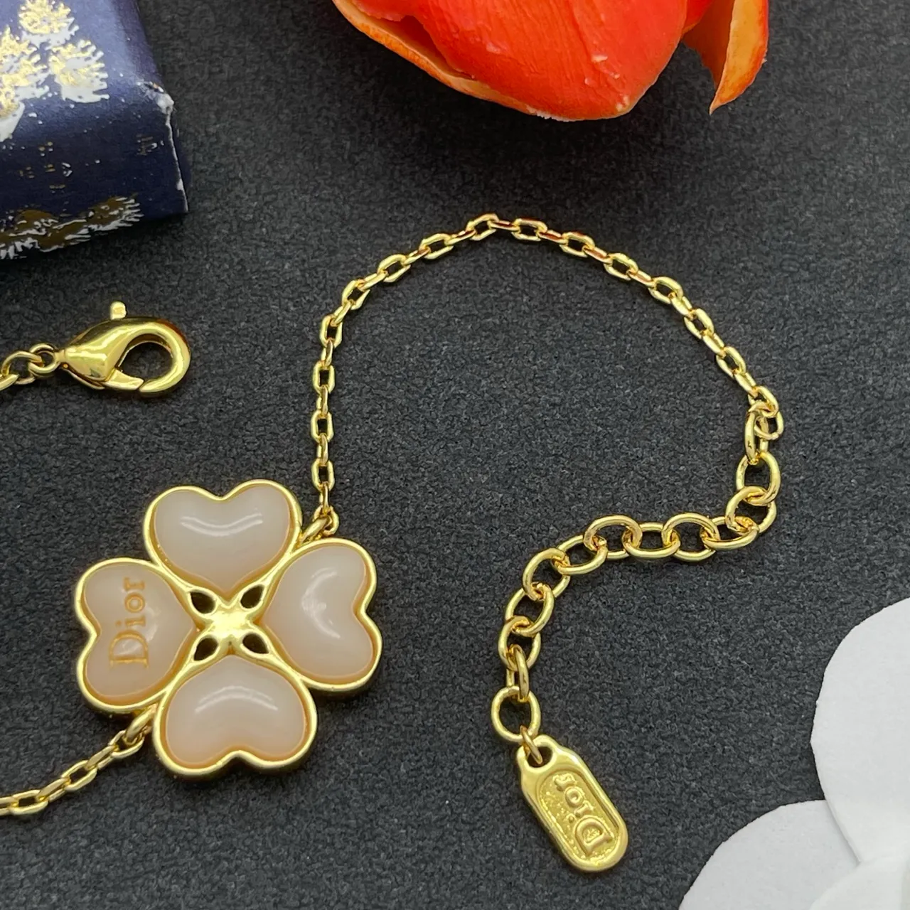 Dior Gold Beige Chain Four-Petal Heart Floral Pendant Bracelet 5