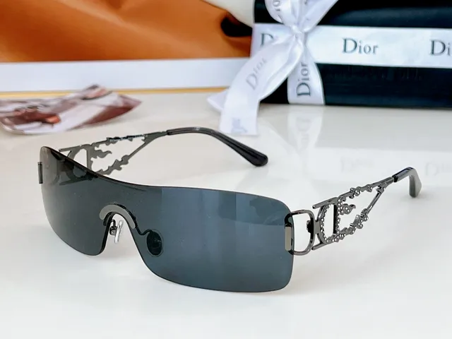 Dior Gold Brown Shield-Style Rimless Sunglasses 4