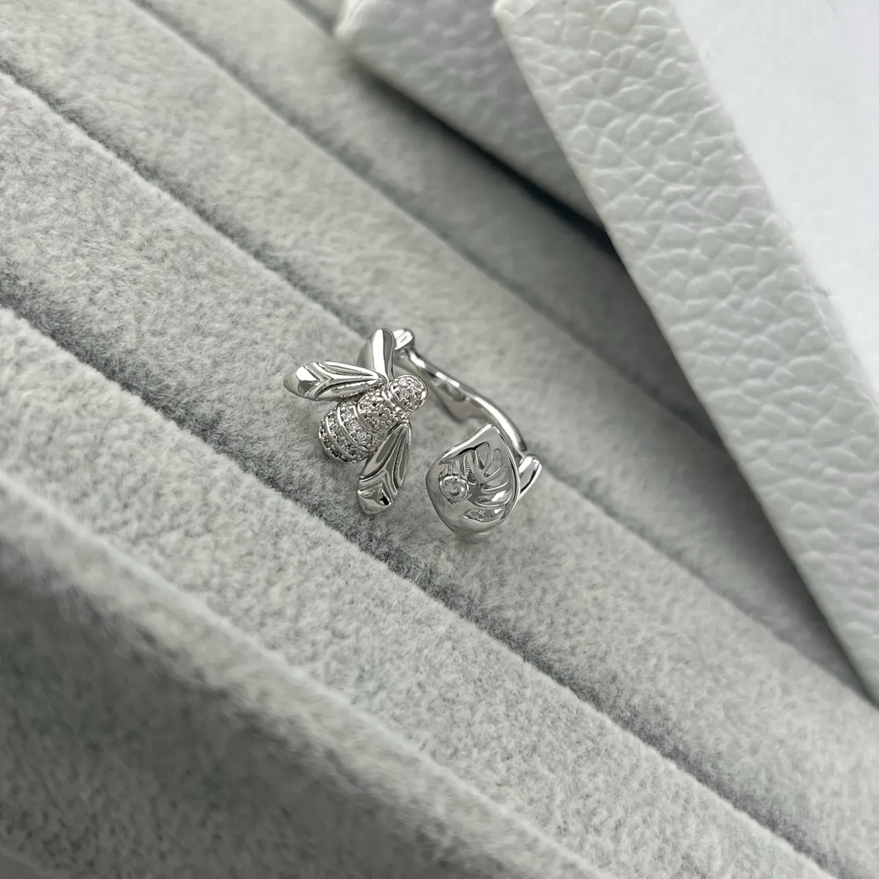 Dior Gold Silver Bee Motif Leaf Earrings 3