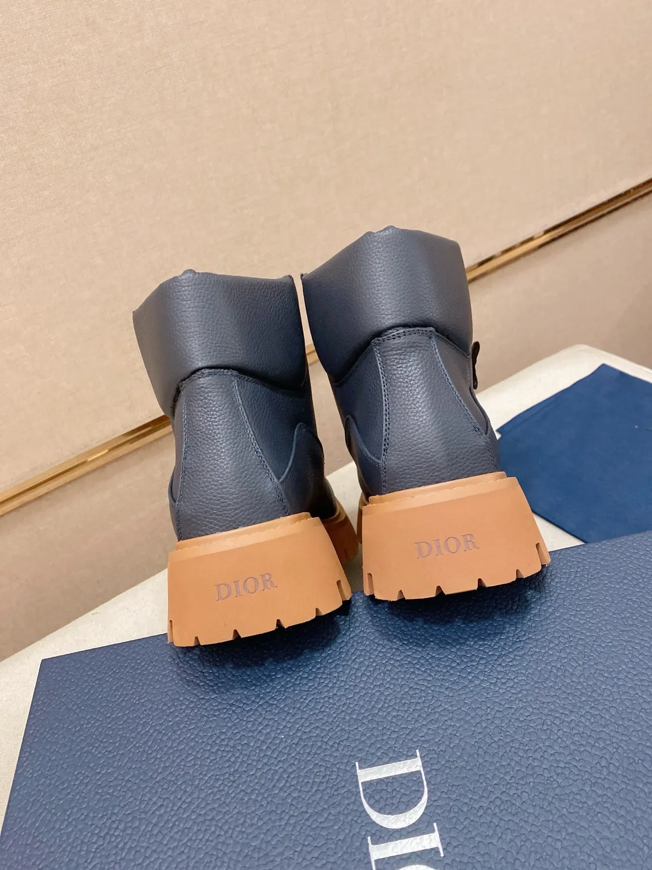 Dior Navy Beige Pebbled Leather Chunky Lug Sole Work Boots 4