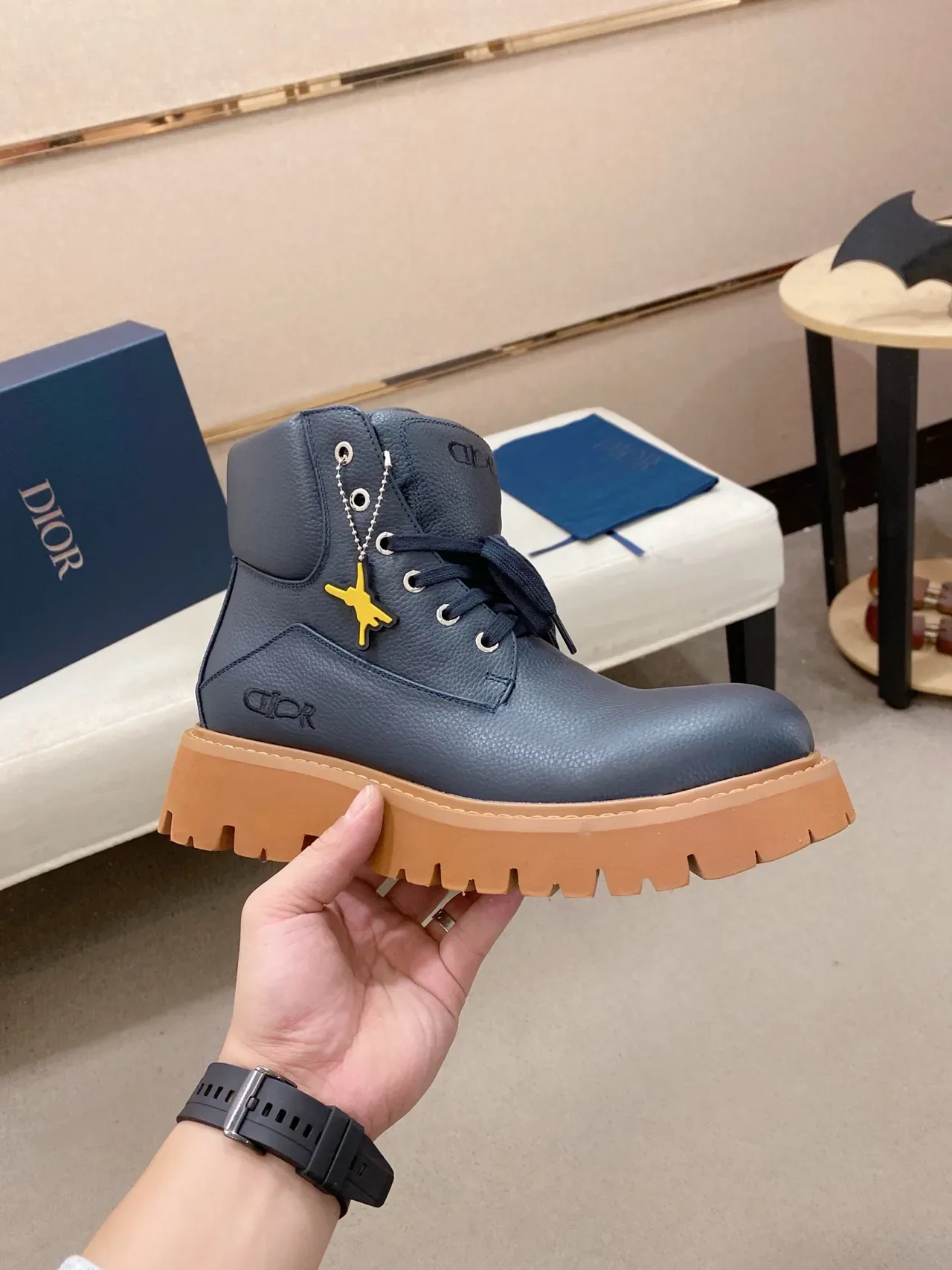 Dior Navy Beige Pebbled Leather Chunky Lug Sole Work Boots 5