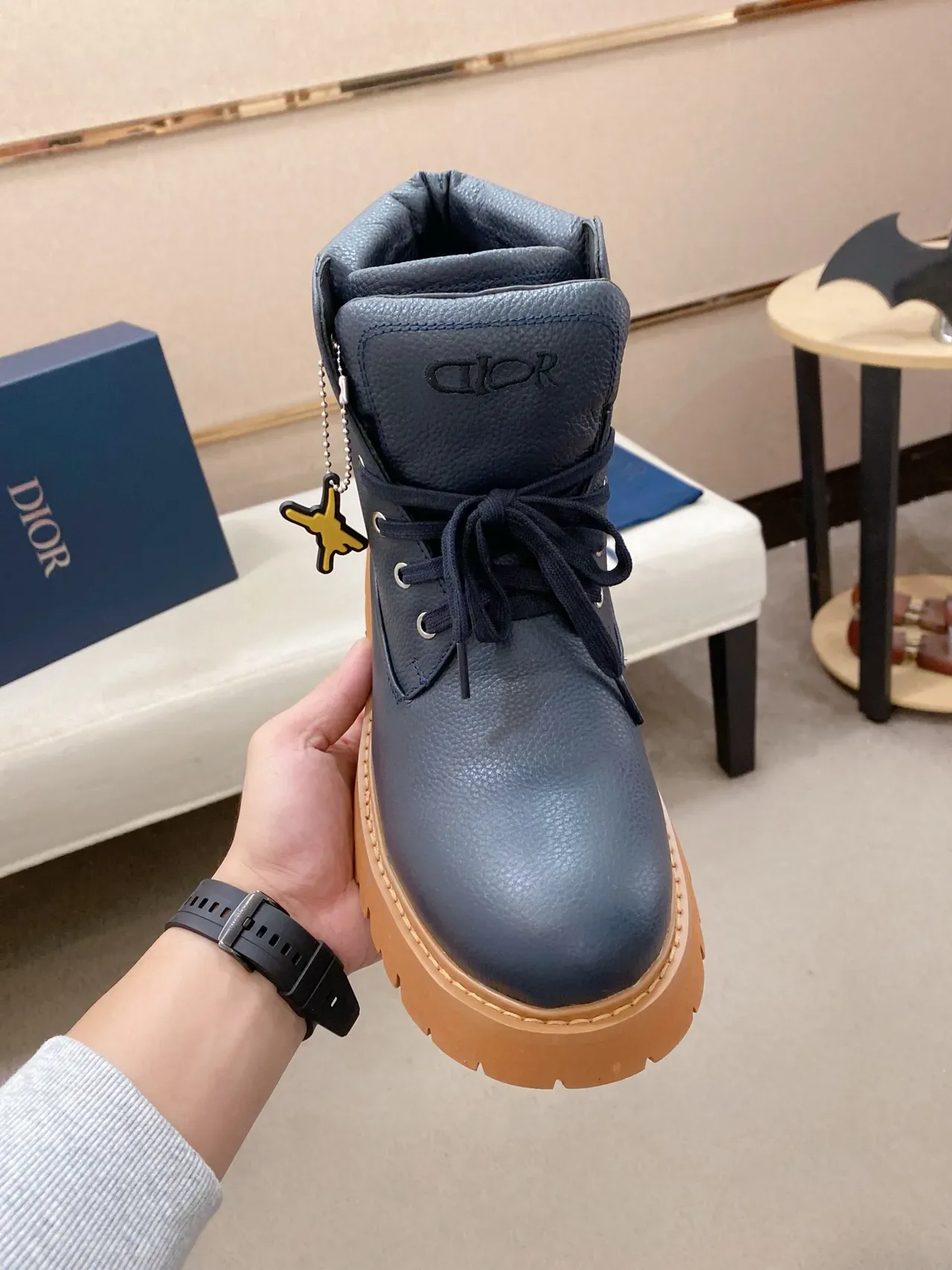 Dior Navy Beige Pebbled Leather Chunky Lug Sole Work Boots 6