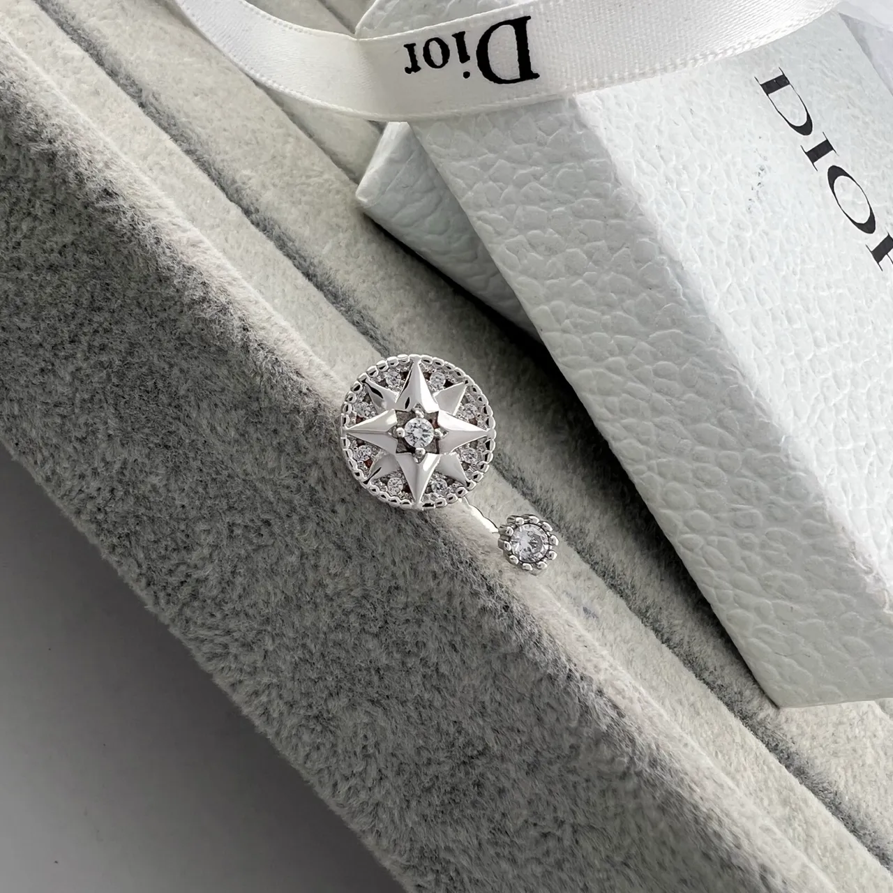 Dior Rose des Vents Gold Silver Open-Cuff Compass-Star Motif Ring 2