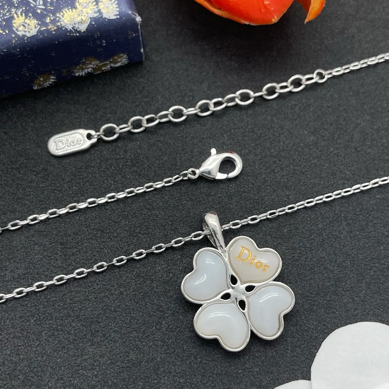 Dior Silver White Four-Leaf Clover Pendant Heart-Shaped Petals Necklace 4