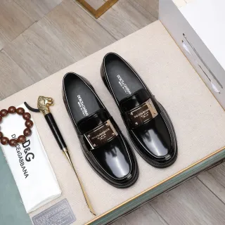 Dolce & Gabbana Black Gold Glossy Patent Leather Plaque Detail Loafer