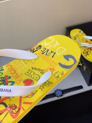 Dolce & Gabbana Pantoufles à Impressions Graphiques Jaunes 4
